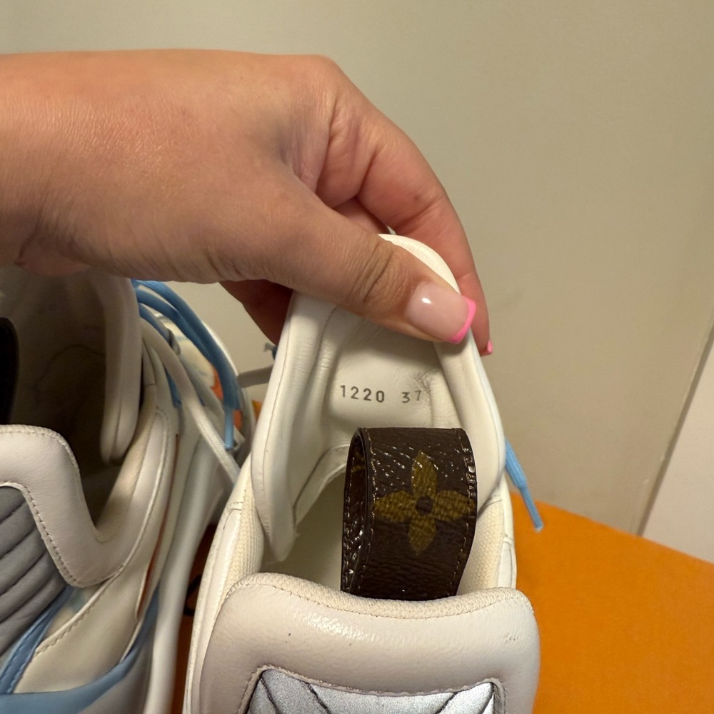 Calfskin LV Archlight Gradient Sneakers 37 Light Blue Orange - Picture 5 of 8